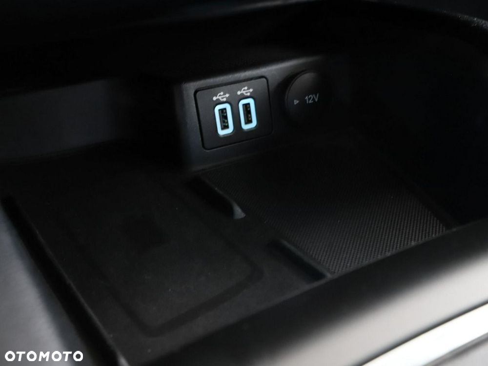Ford Kuga 2.0 TDCi 4x2 Titanium - 30