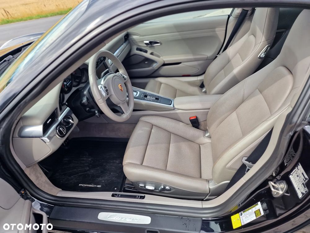 Porsche 911 Carrera Black Edition PDK - 20