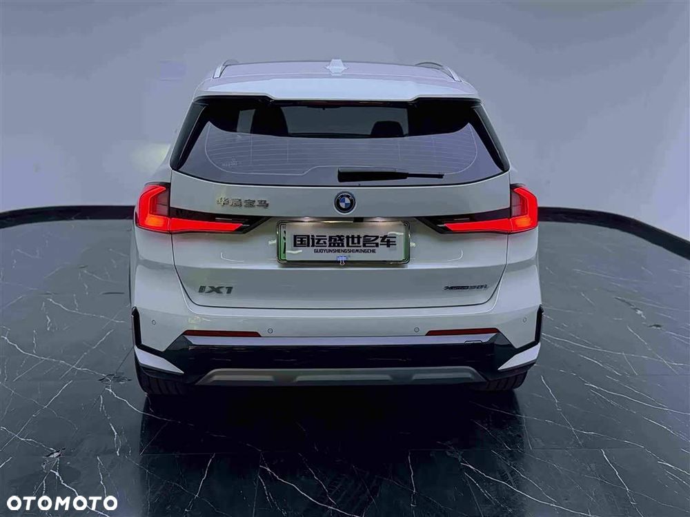 BMW iX1 xDrive30 xLine - 7