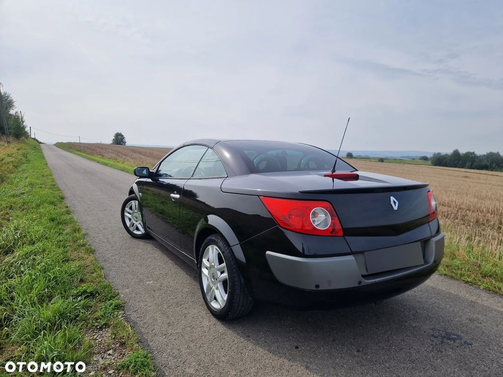 Renault Megane 2.0T 16V Privilege - 5