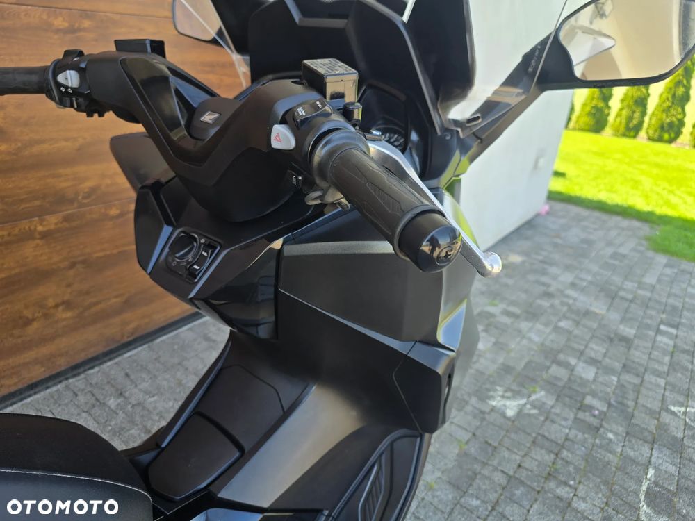 Honda NSS - 30