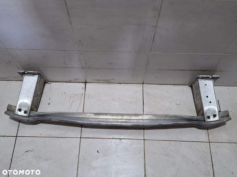 Belka zderzaka przód Audi A4 B8 lift 2013 rok nr 8K0807113F - 1