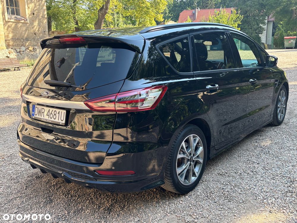 Ford S-Max 2.0 TDCi ST-Line PowerShift - 7