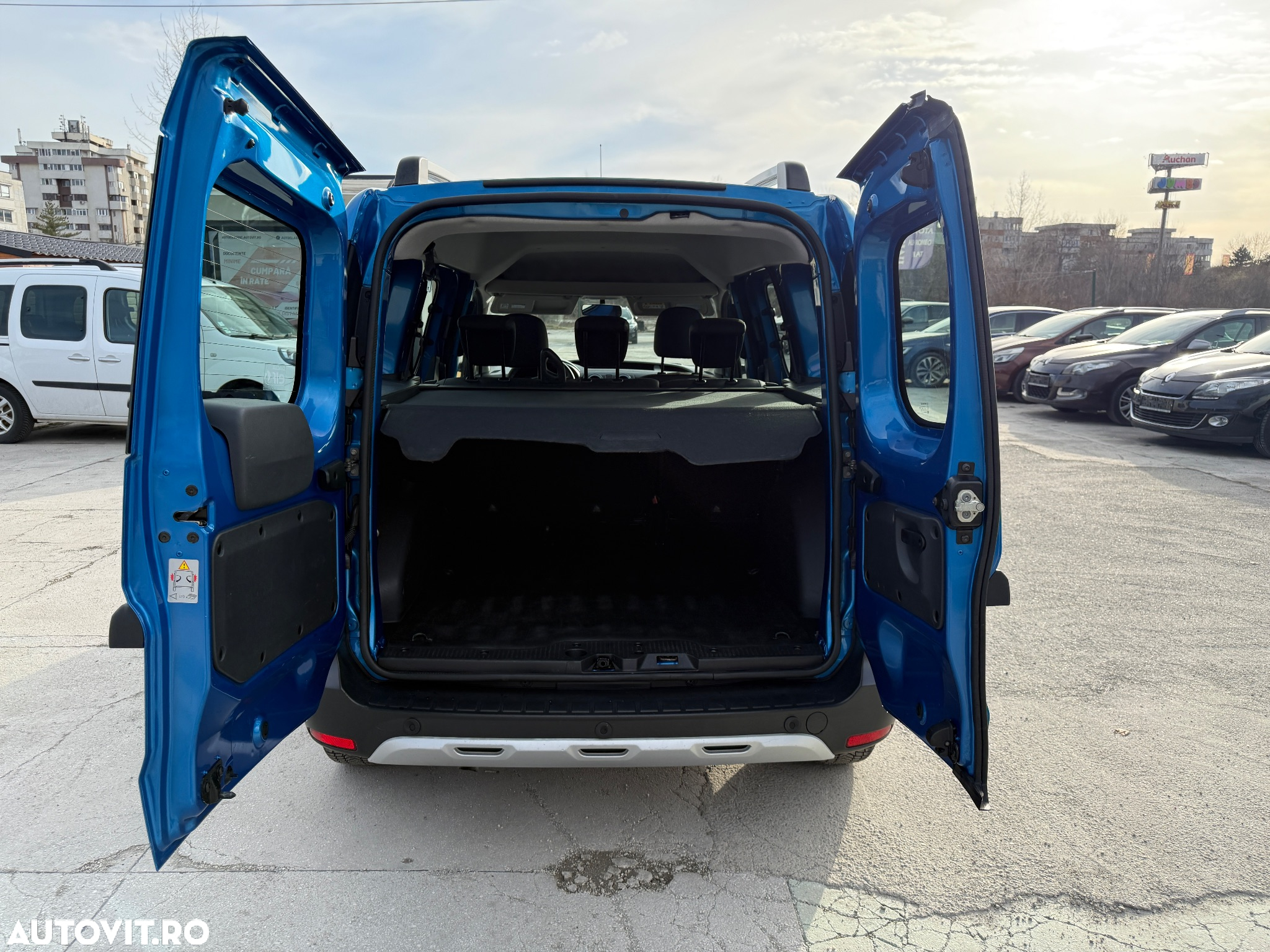 Dacia Dokker 1.2 TCe 115 CP Stepway - 17