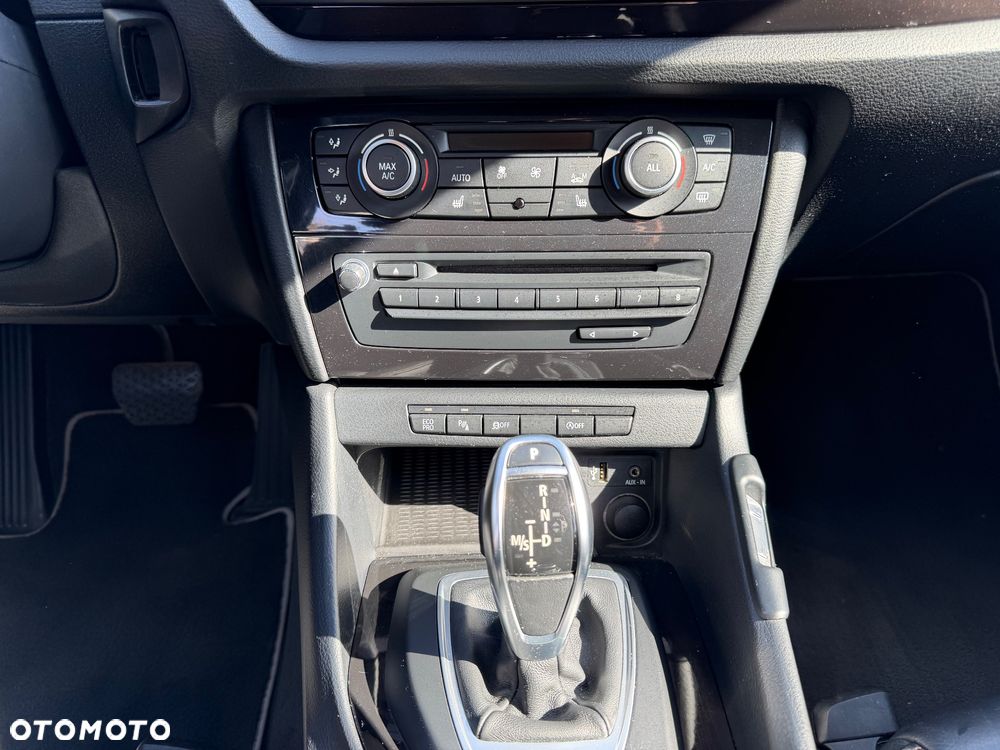 BMW X1 sDrive18d xLine - 18