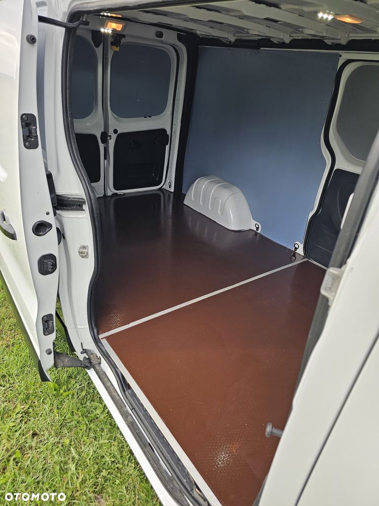 Renault Trafic - 6