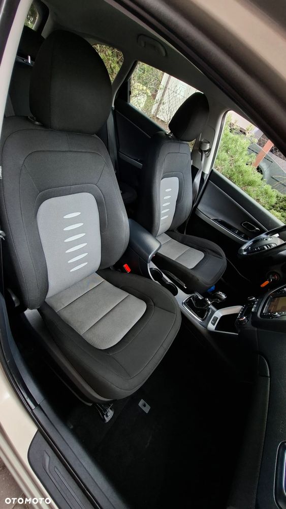 Kia Ceed 1.6 GDI XL - 20