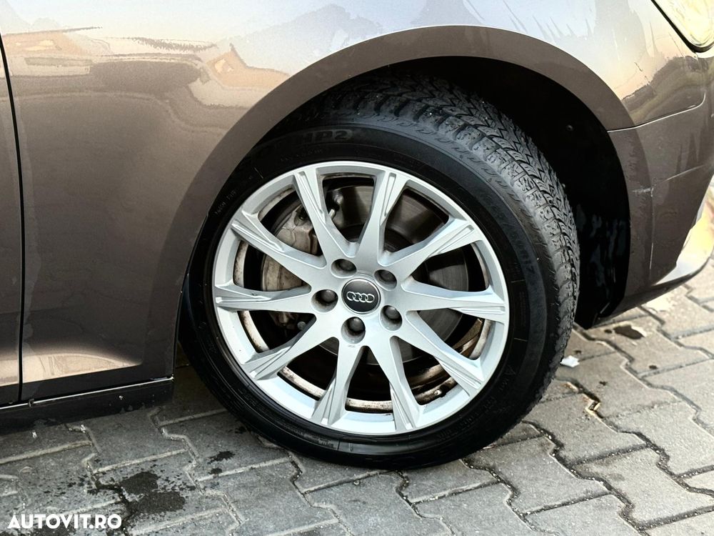 Audi A4 Avant 2.0 TDI S tronic quattro - 14