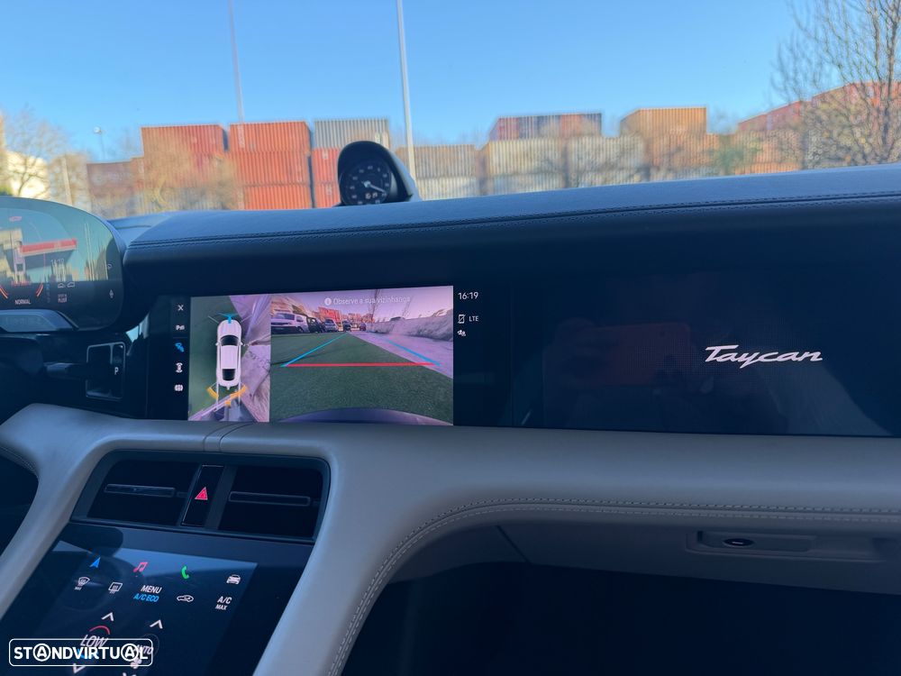 Porsche Taycan 4S Bateria Performance Plus - 33