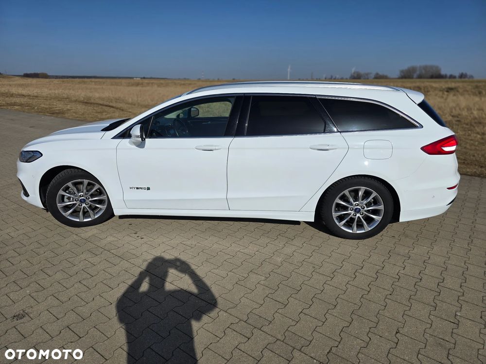 Ford Mondeo 2.0 Hybrid Titanium - 4