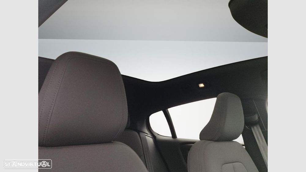 Volvo EC40 82 kWh Single Motor Extended Range Plus - 16