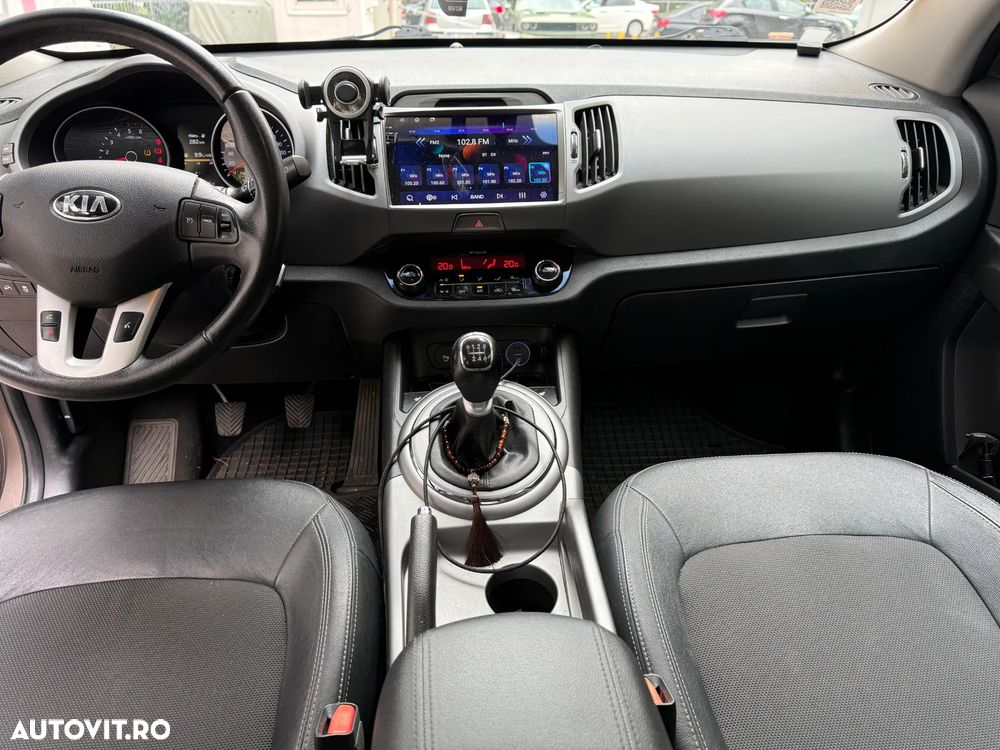 Kia Sportage 2.0 DSL 6MT 4x4 Style - 8