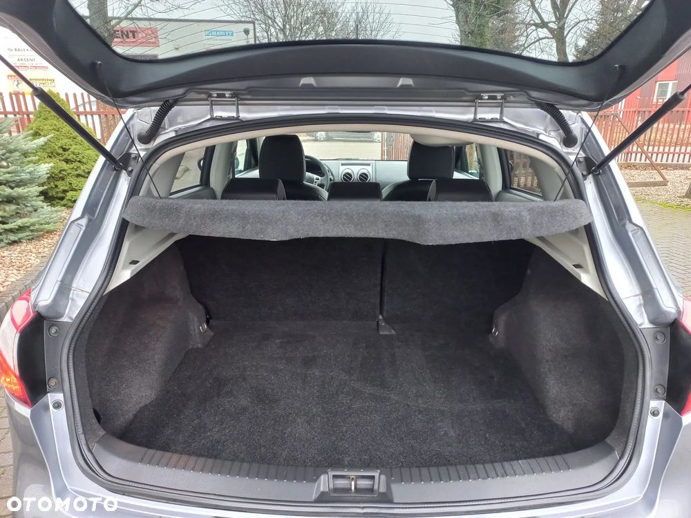 Nissan Qashqai 2.0 dCi 4x4 Tekna - 25