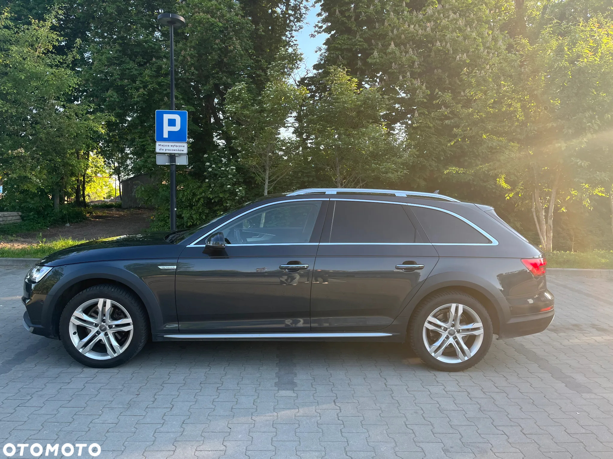 Audi A4 Allroad quattro 2.0 TDI S tronic - 9