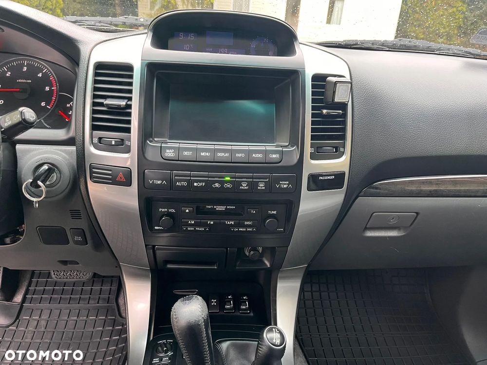 Toyota Land Cruiser 3.0 D-4D Automatik Executive - 17
