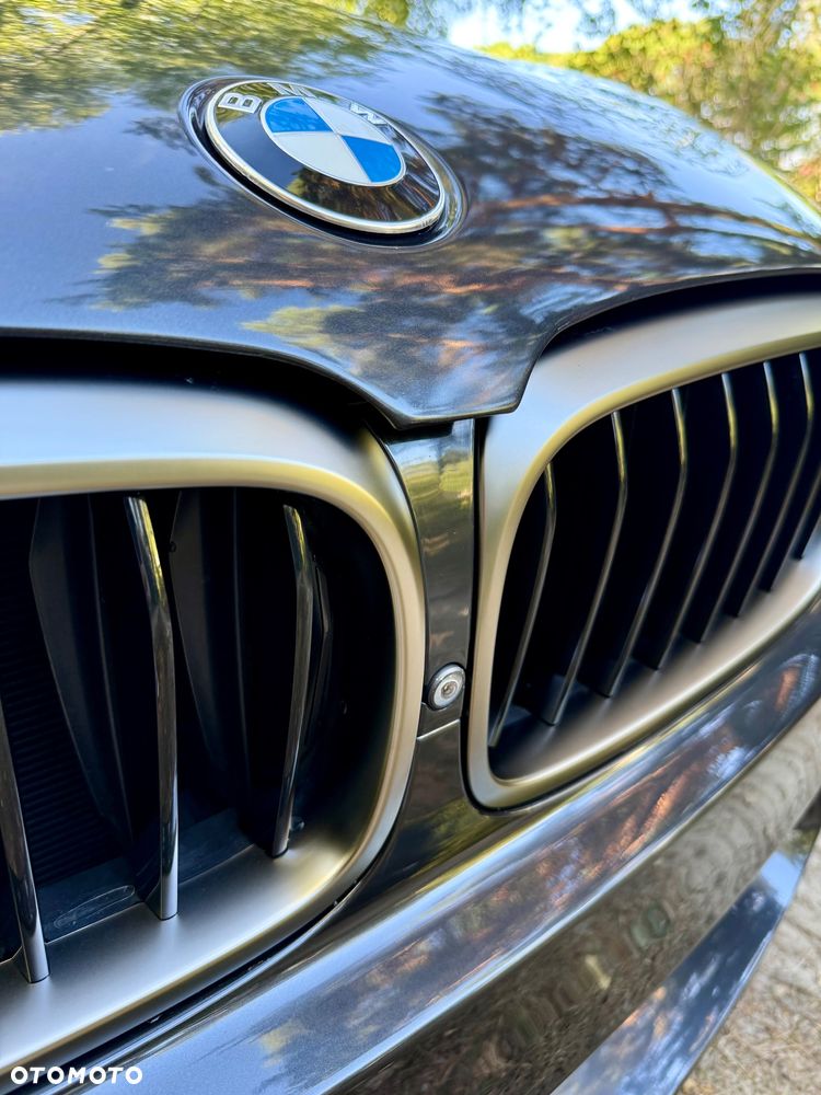 BMW Seria 5 M550i xDrive - 14
