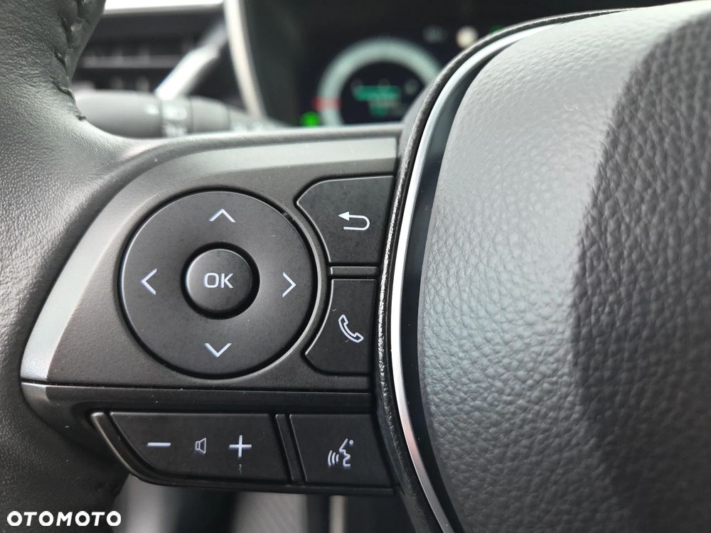 Toyota Corolla 1.8 Hybrid Comfort - 17