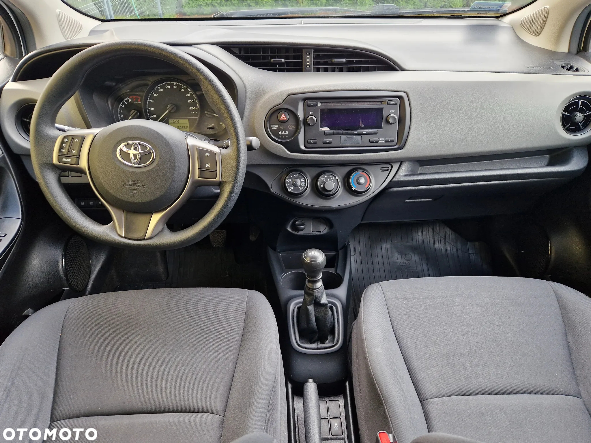 Toyota Yaris - 15