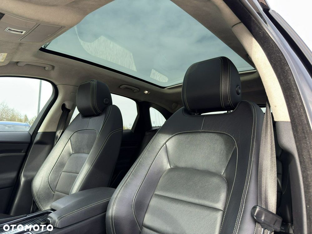 Jaguar F-Pace 2.0 i4D AWD R-Sport - 13