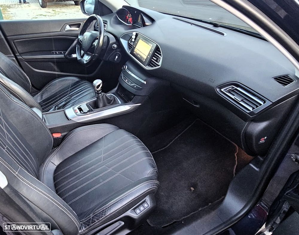 Peugeot 308 SW BlueHDi 120 Stop & Start Allure - 24