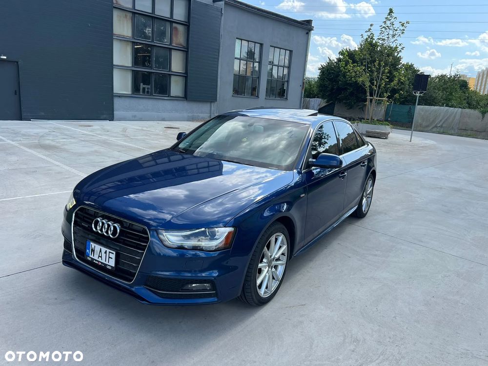Audi A4 Limousine - 1