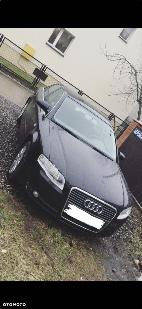 Audi A4 Limousine - 1