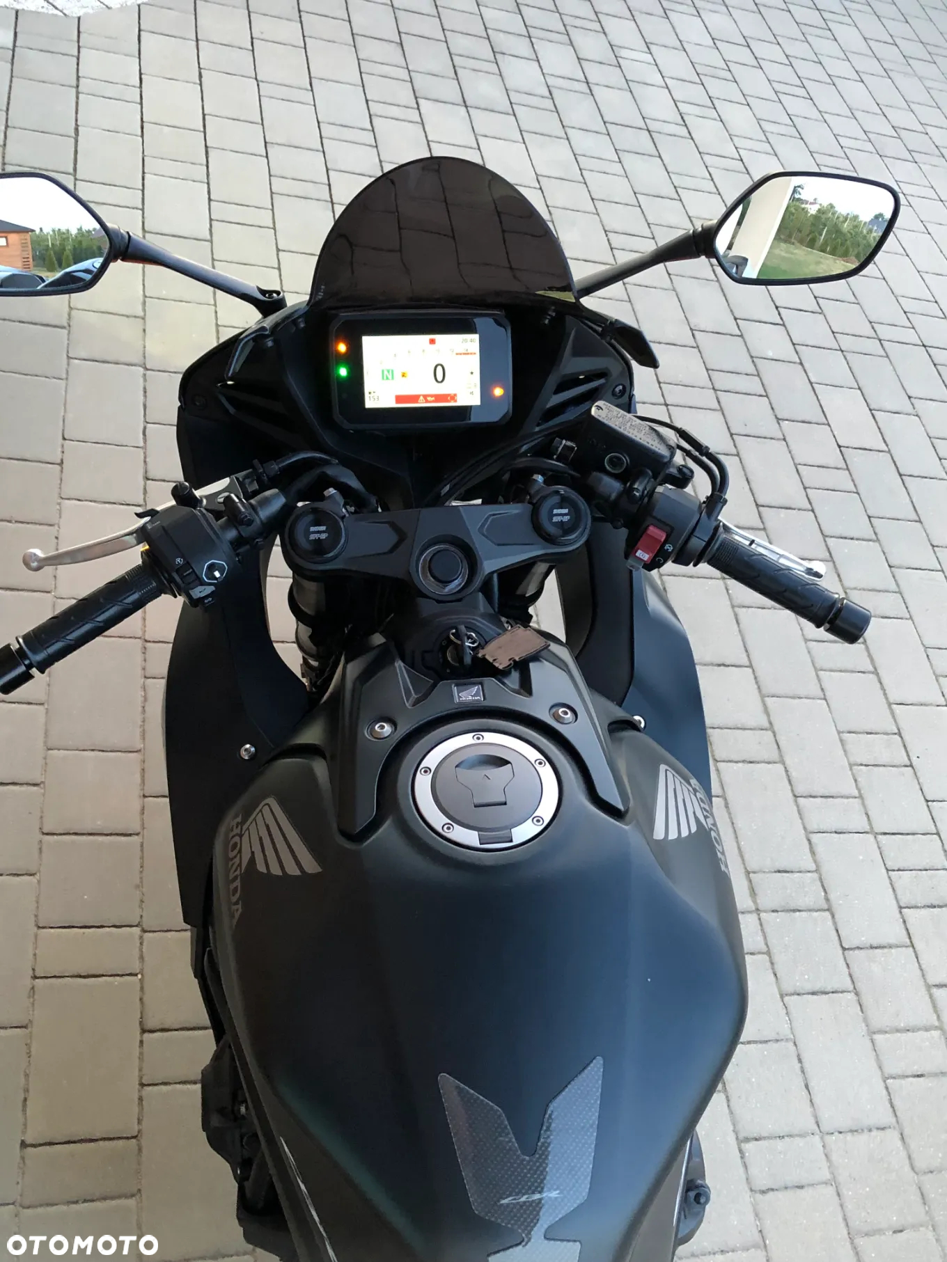 Honda CBR - 11