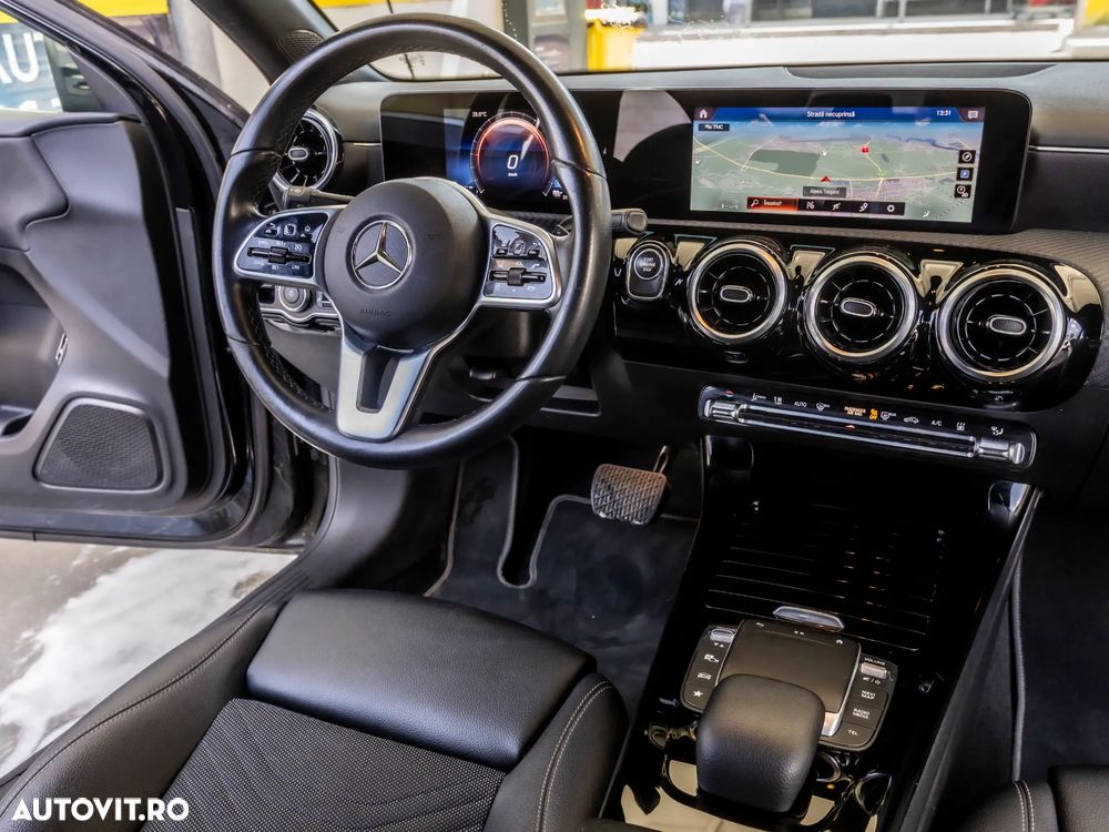 Mercedes-Benz A 250 e Sedan 8G-DCT - 7