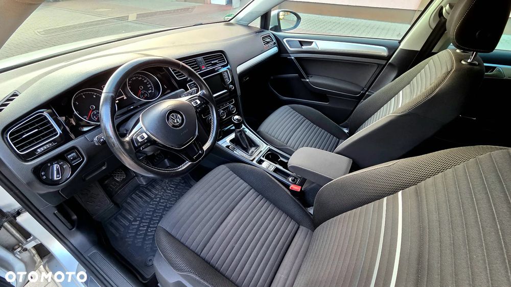 Volkswagen Golf 1.6 TDI BlueMotion Technology Cup - 8