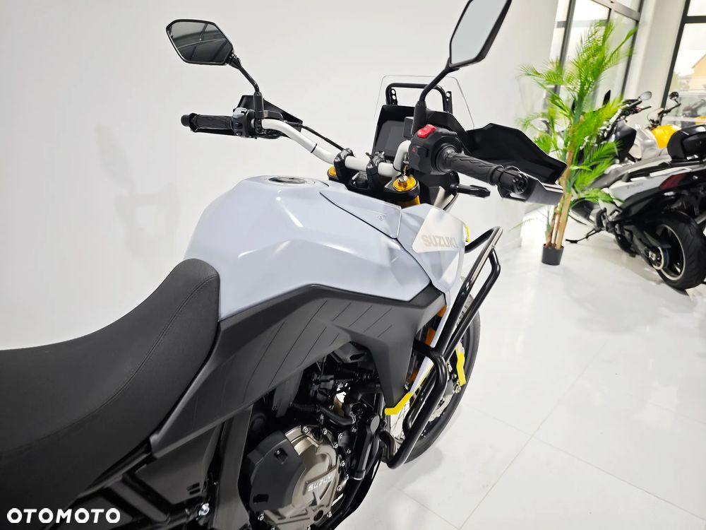 Suzuki V-STROM - 11