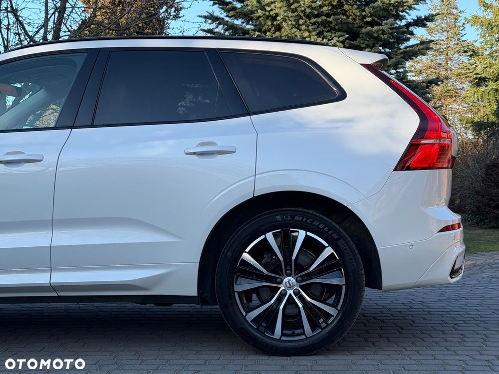 Volvo XC 60 B5 B AWD Momentum Pro - 15