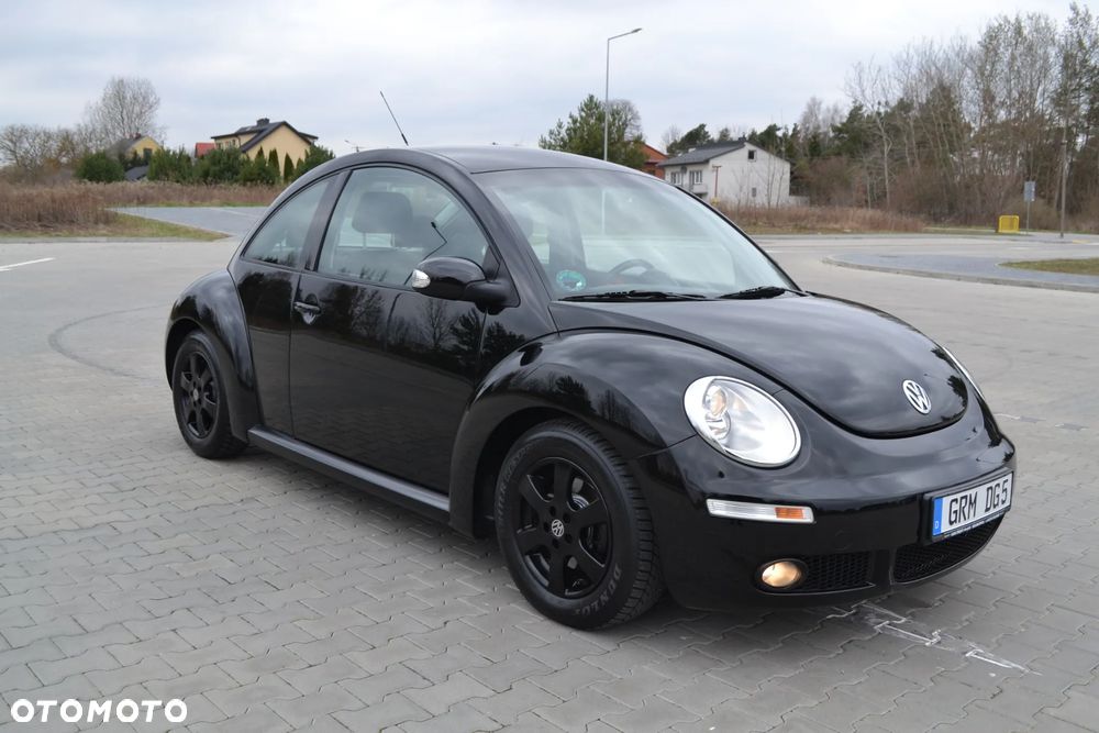 Volkswagen New Beetle - 3