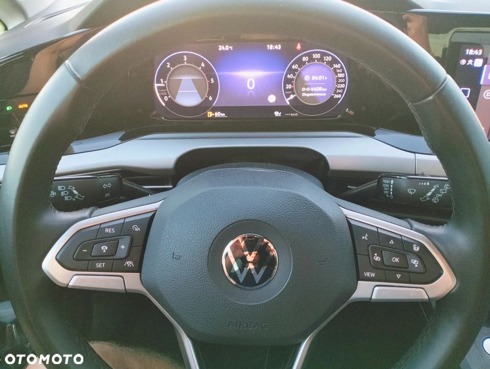 Volkswagen Golf VIII 2.0 TDI - 16