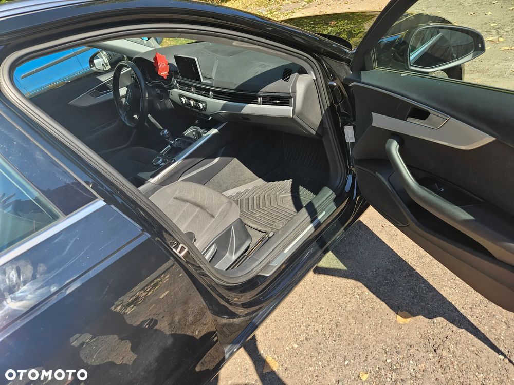 Audi A4 Avant 2.0 TDI - 12