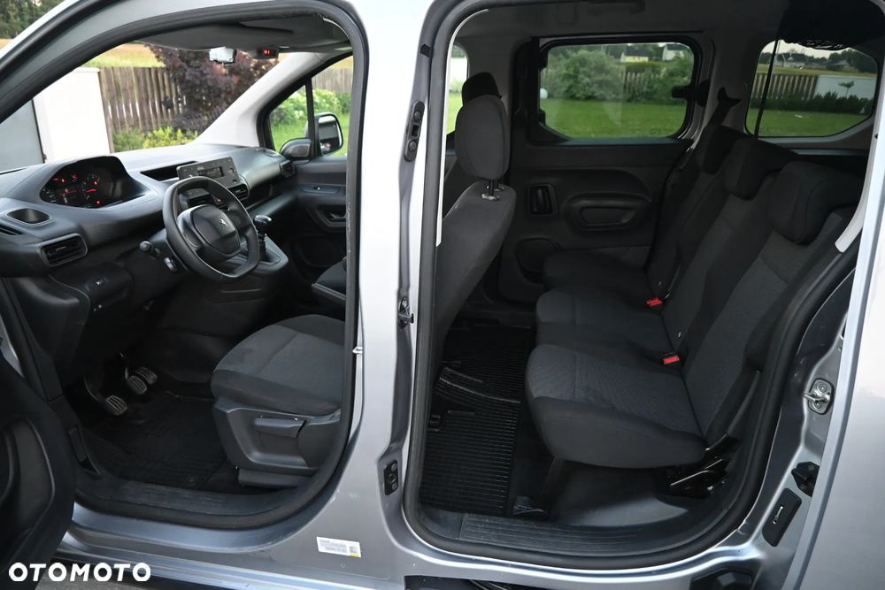 Peugeot Rifter - 16
