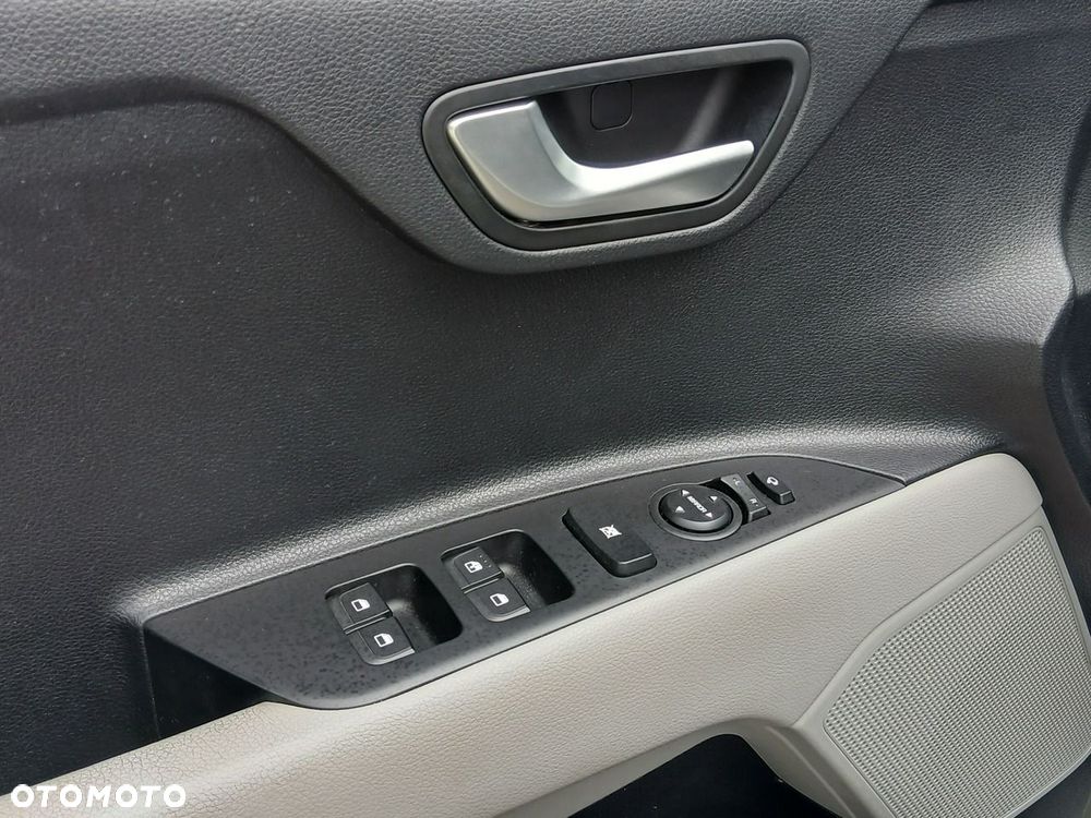 Kia Stonic 1.0 T-GDI L - 17
