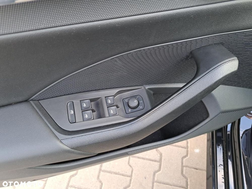 Skoda Octavia 2.0 TSI 4x4 Style DSG - 10