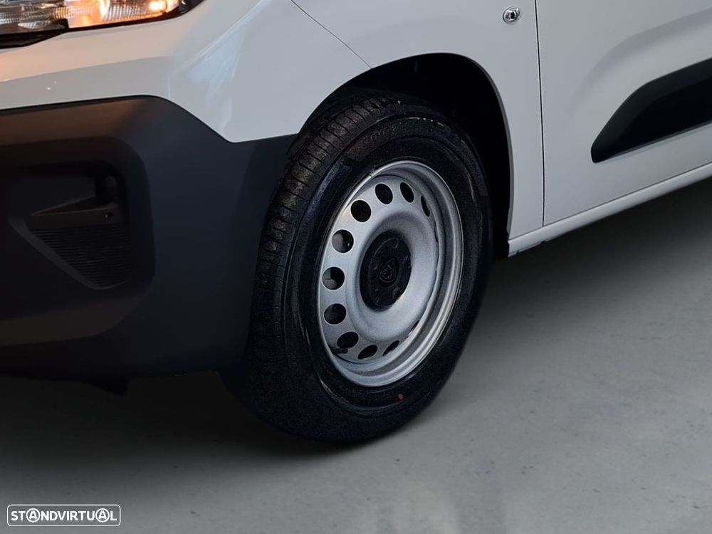 Peugeot e-Partner E-Partner Standard Elétrico 136 cv - Bateria 50 kWh - 4