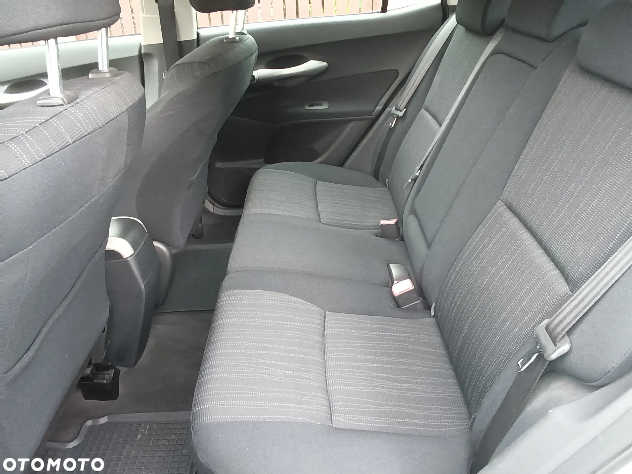 Toyota Auris 1.6 VVT-i Prestige MM - 15