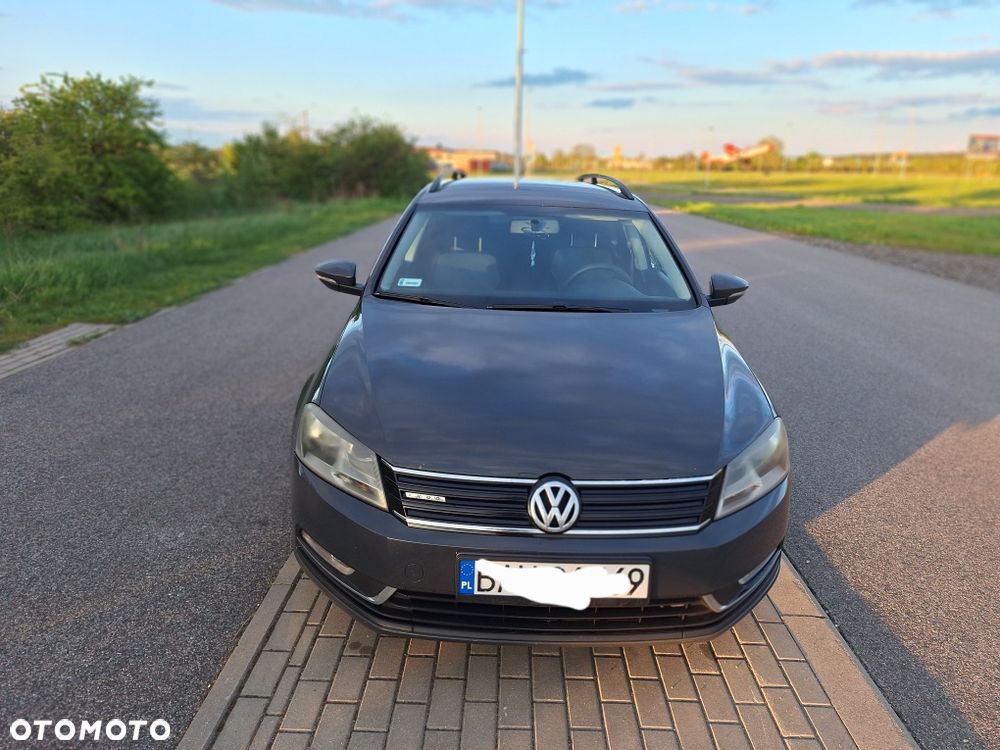 Volkswagen Passat - 2
