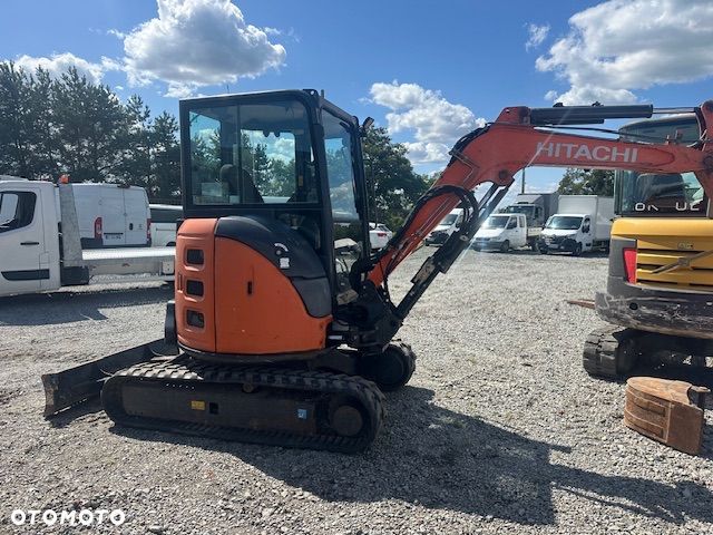 Hitachi ZX 33 - 2