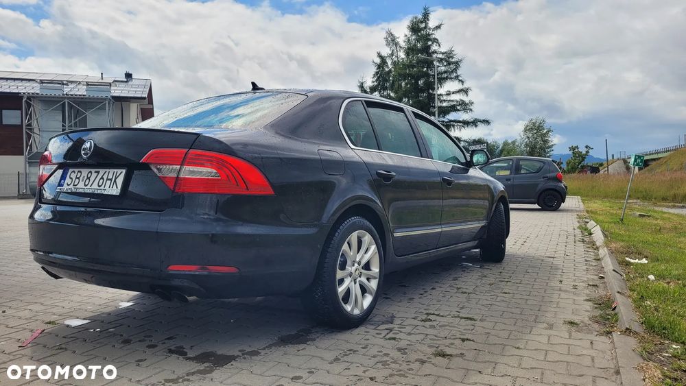 Skoda Superb 3.6 FSI 4x4 Elegance DSG - 4