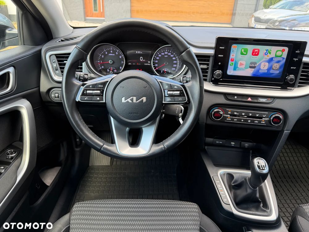 Kia Ceed 1.5 T-GDI M - 8