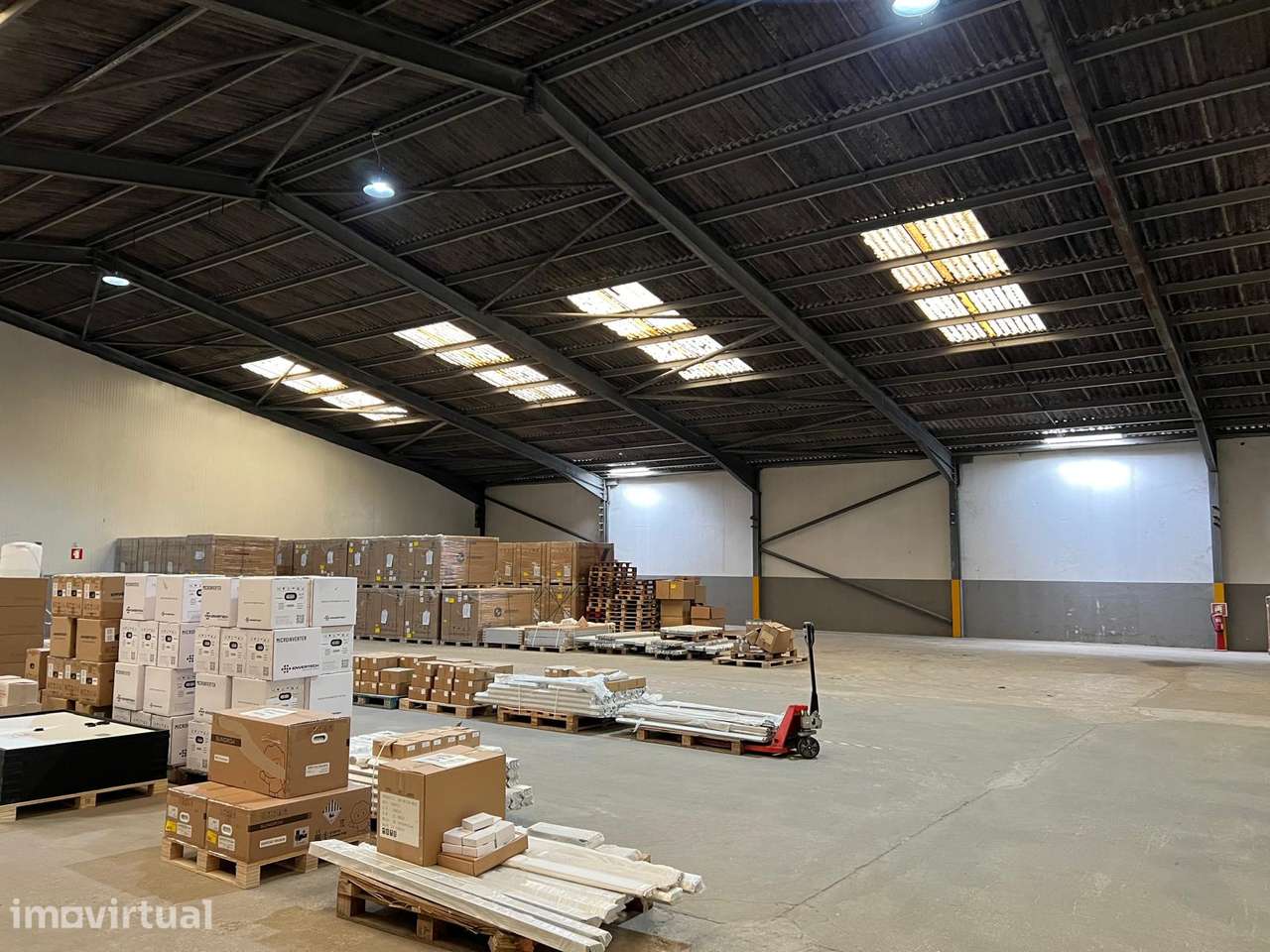 PAVILHÃO INDUSTRIAL - 900M2 - AVIDOS - COMPLEXO FITOR - Grande imagem: 4/11