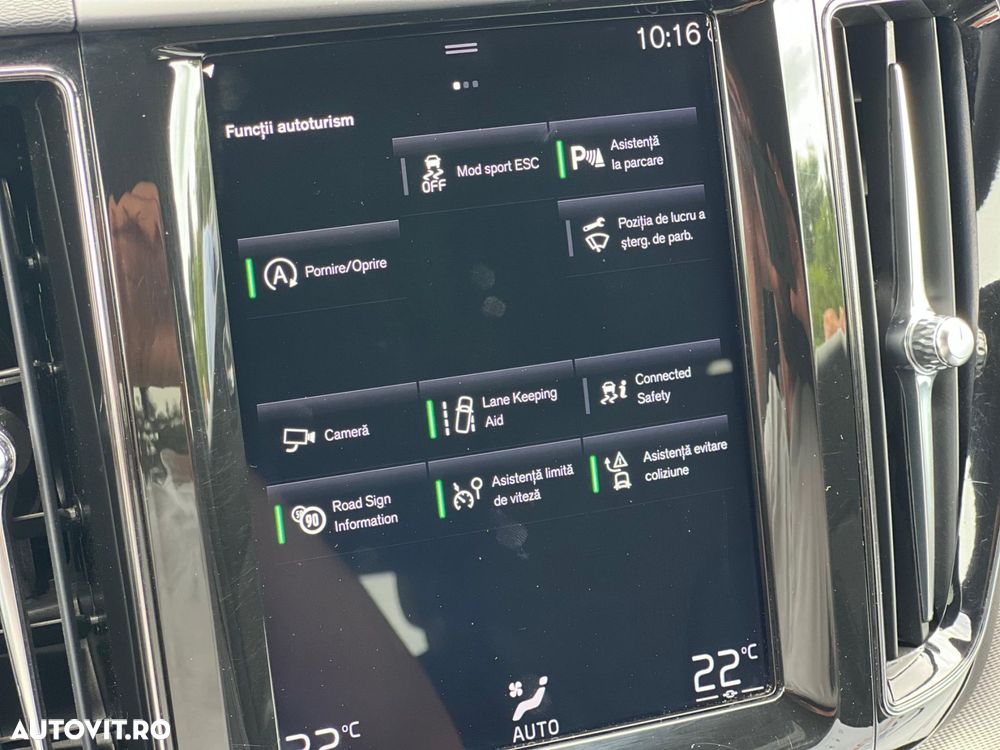 Volvo XC 60 D4 AWD R-Design - 24