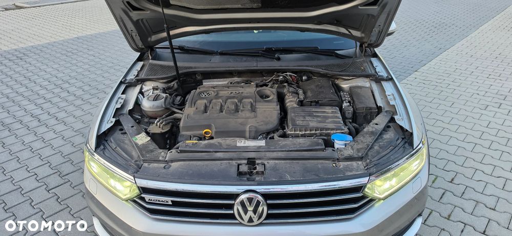 Volkswagen Passat - 22