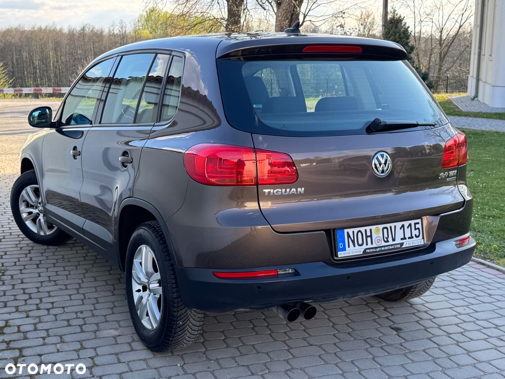 Volkswagen Tiguan - 12