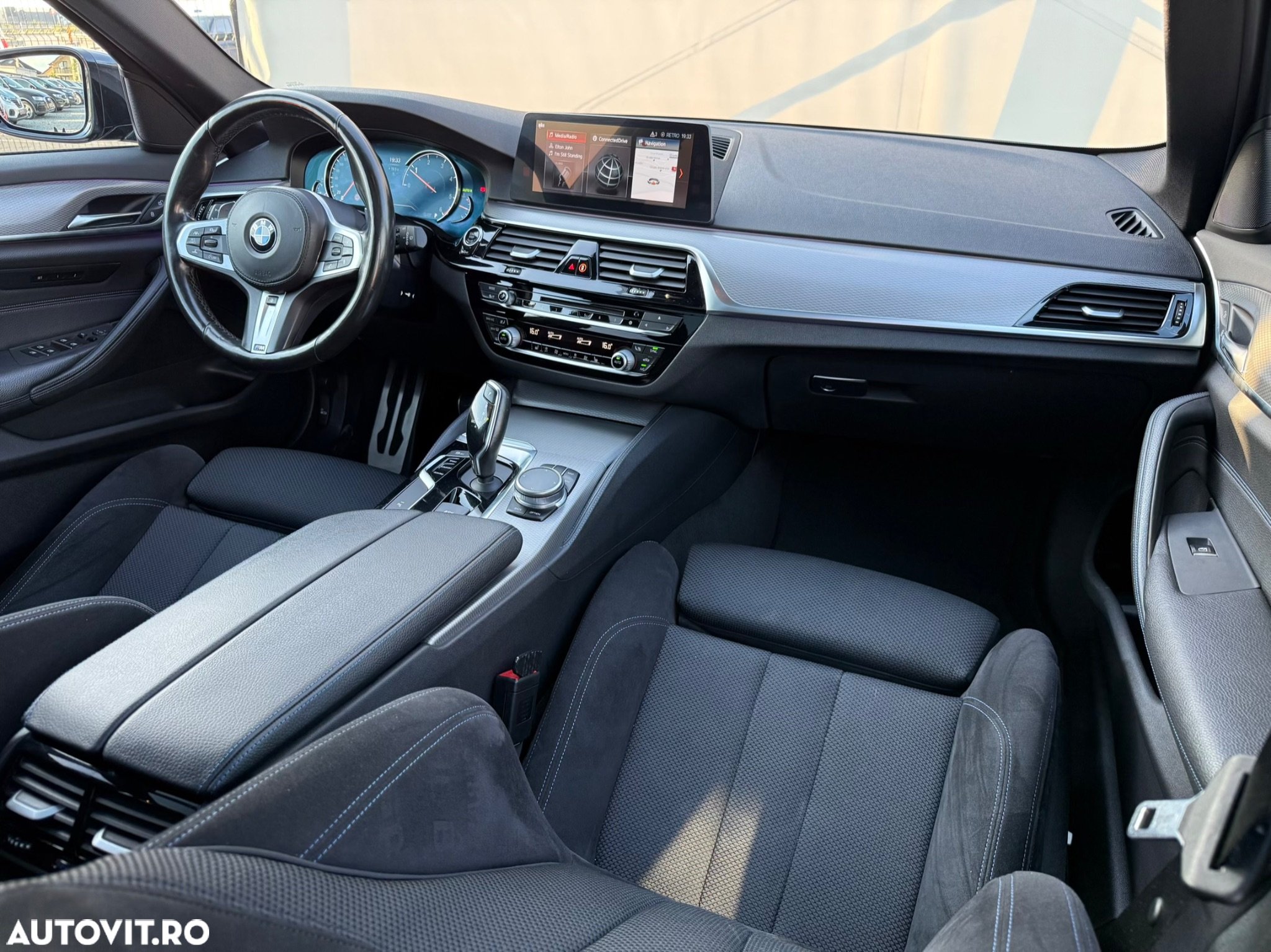 BMW Seria 5 520d Touring Aut. M Sport Edition - 6