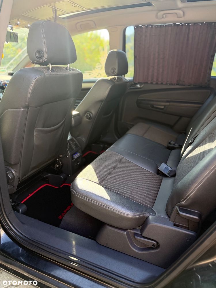 Opel Zafira 1.9 CDTI Cosmo - 13