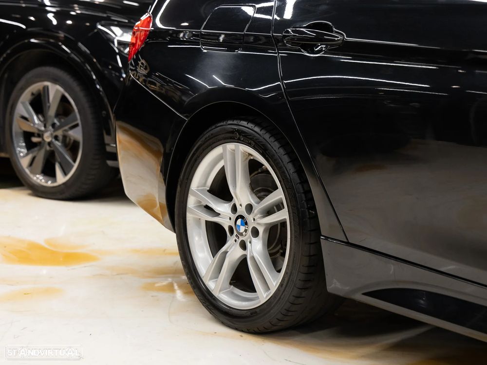 BMW 318 d Auto Pack M - 11